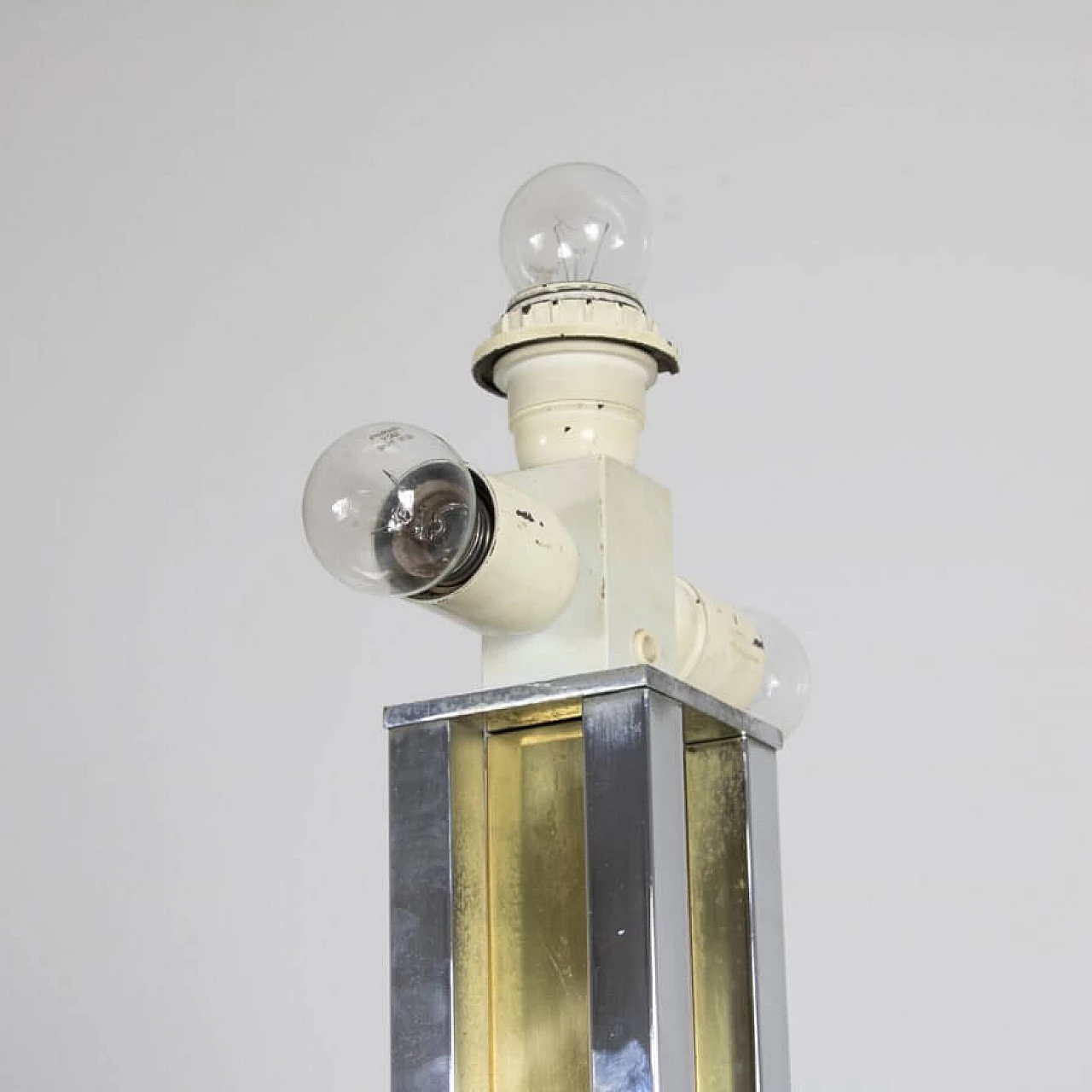 Floor lamp in chromed steel and polished brass by Romeo Rega, 70s 1346096