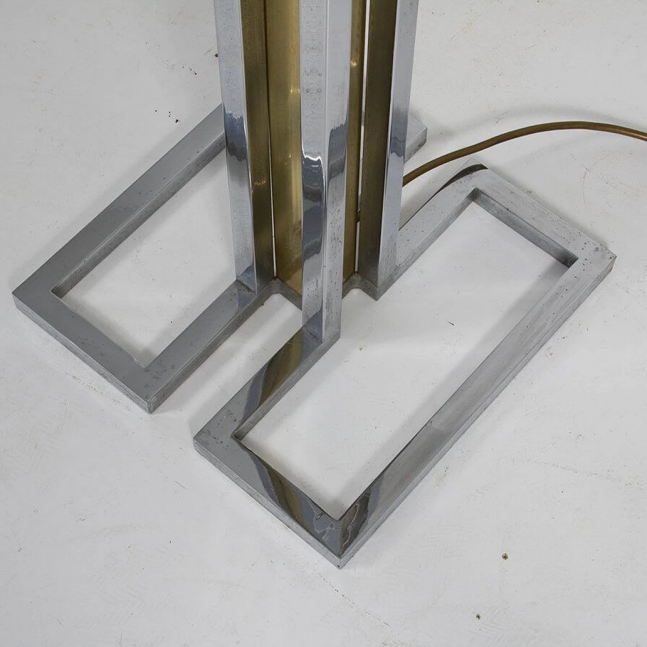 Floor lamp in chromed steel and polished brass by Romeo Rega, 70s 1346098