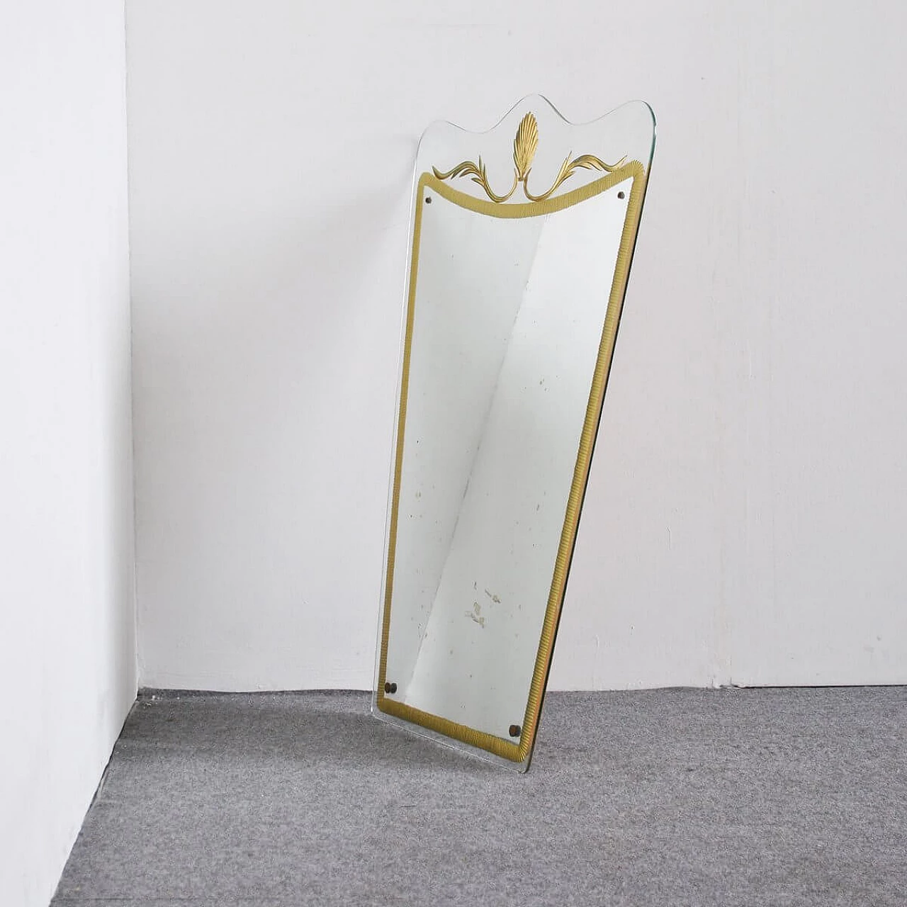 Specchio neoclassico di Crystal Art, anni '50 1346389