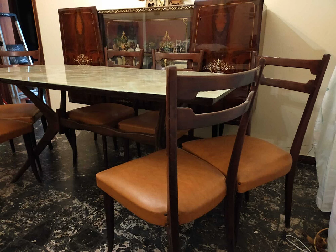 Room with 2 sideboards, 6 chairs and a table, 1950s 1348322