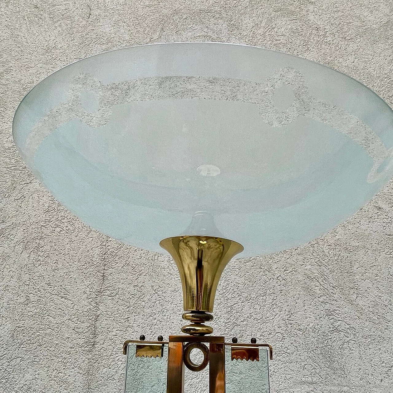 Floor lamp in the style of Fontana Arte in brass and glass, 60s 1354116