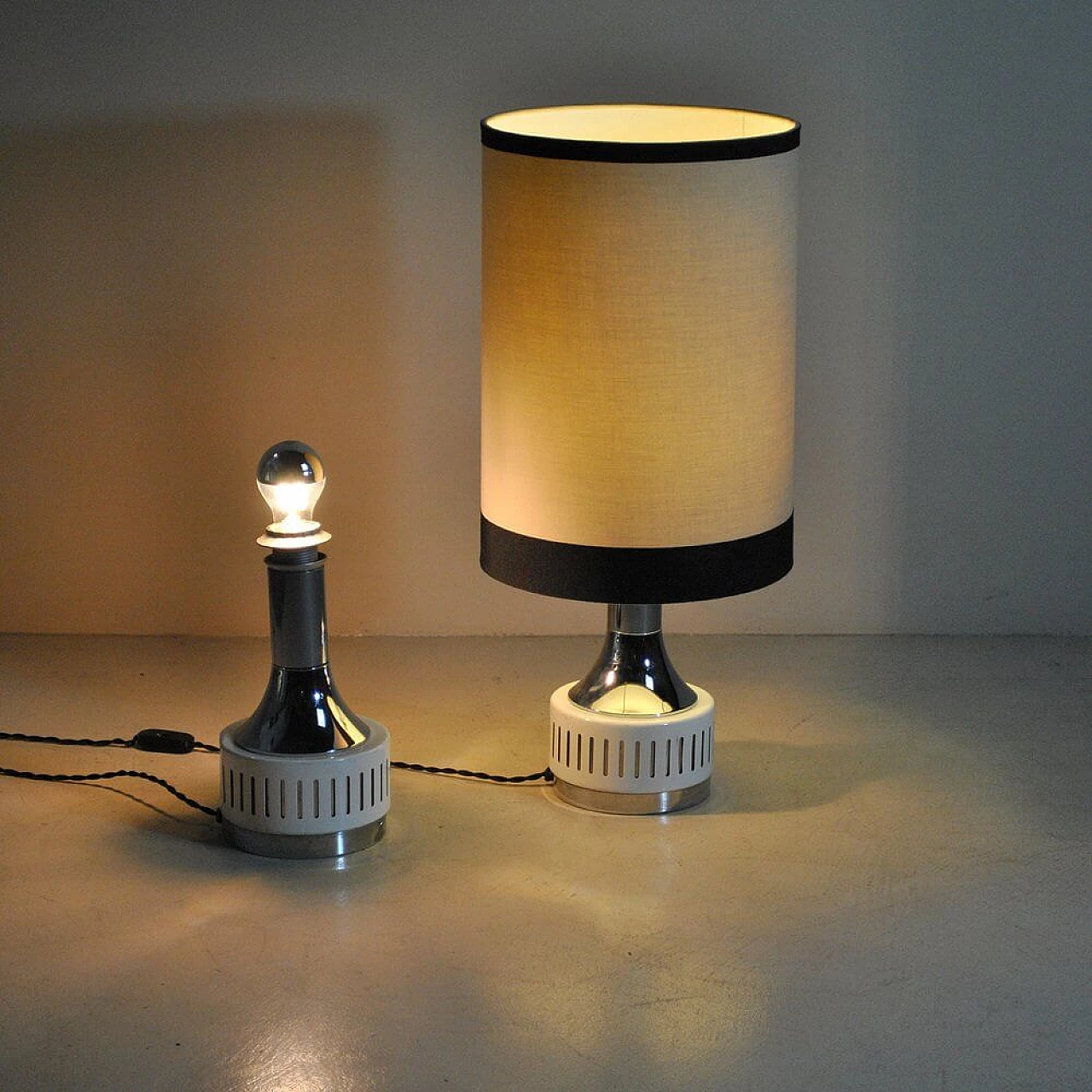 Pair of table lamps in steel, 60s 1354127