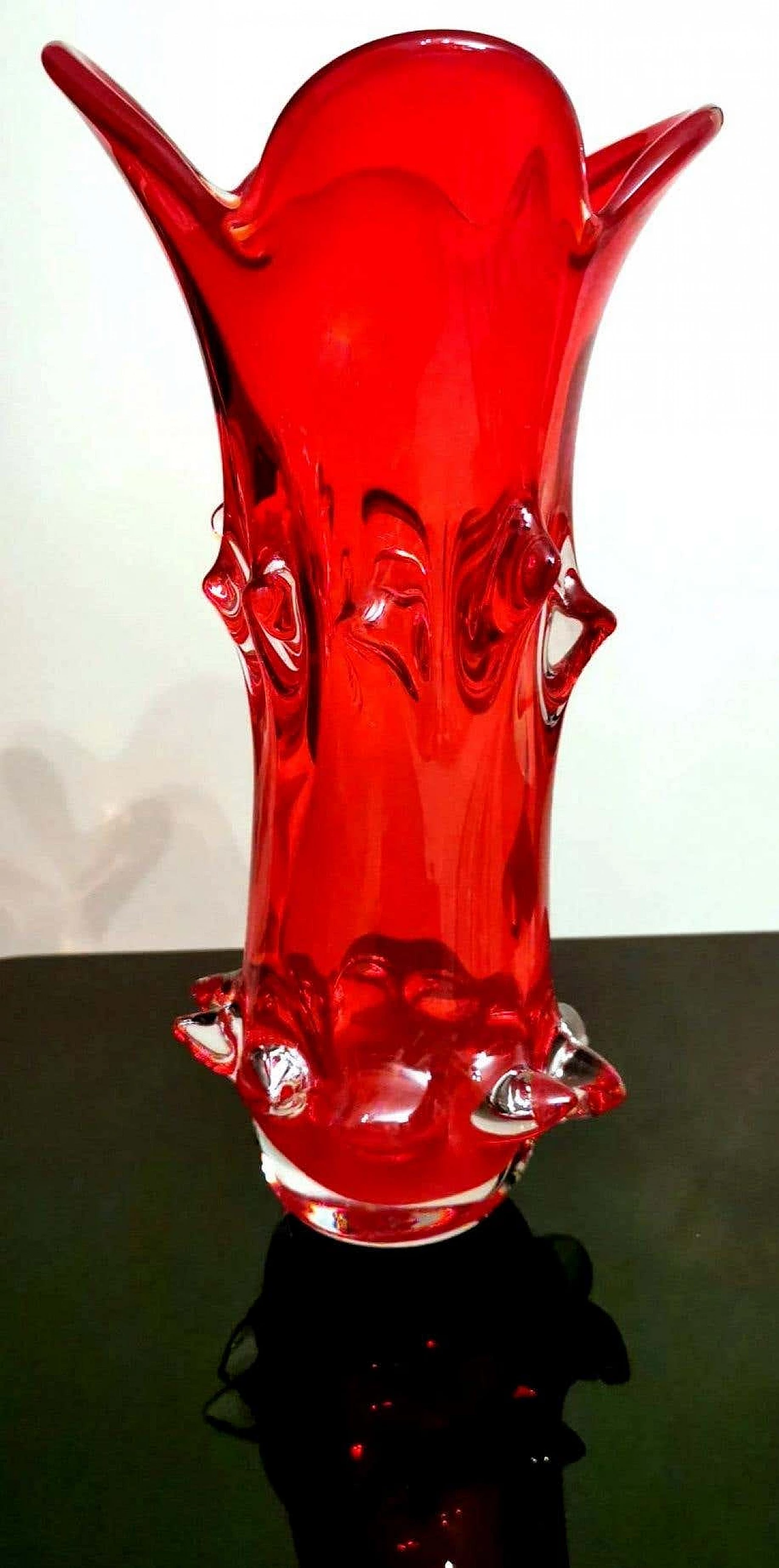 Vaso Spike in vetro di Murano rosso rubino soffiato a mano, anni '60 1355202