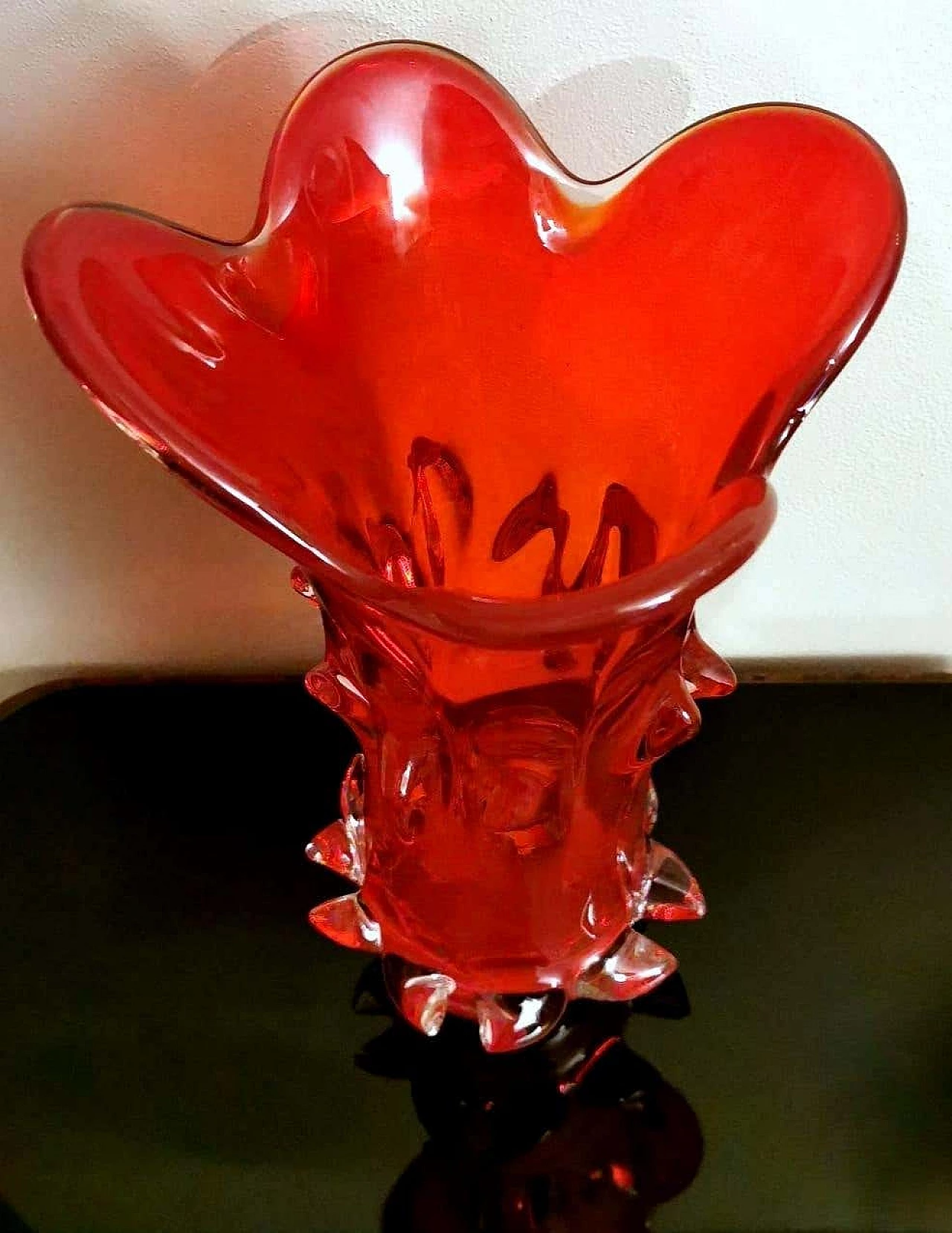 Vaso Spike in vetro di Murano rosso rubino soffiato a mano, anni '60 1355211