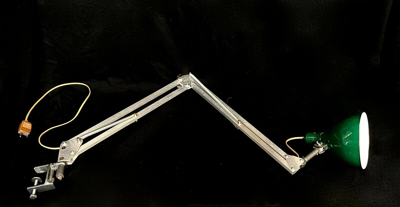 Lampada da tavolo estensibile con morsetto in metallo, anni '50 1355375