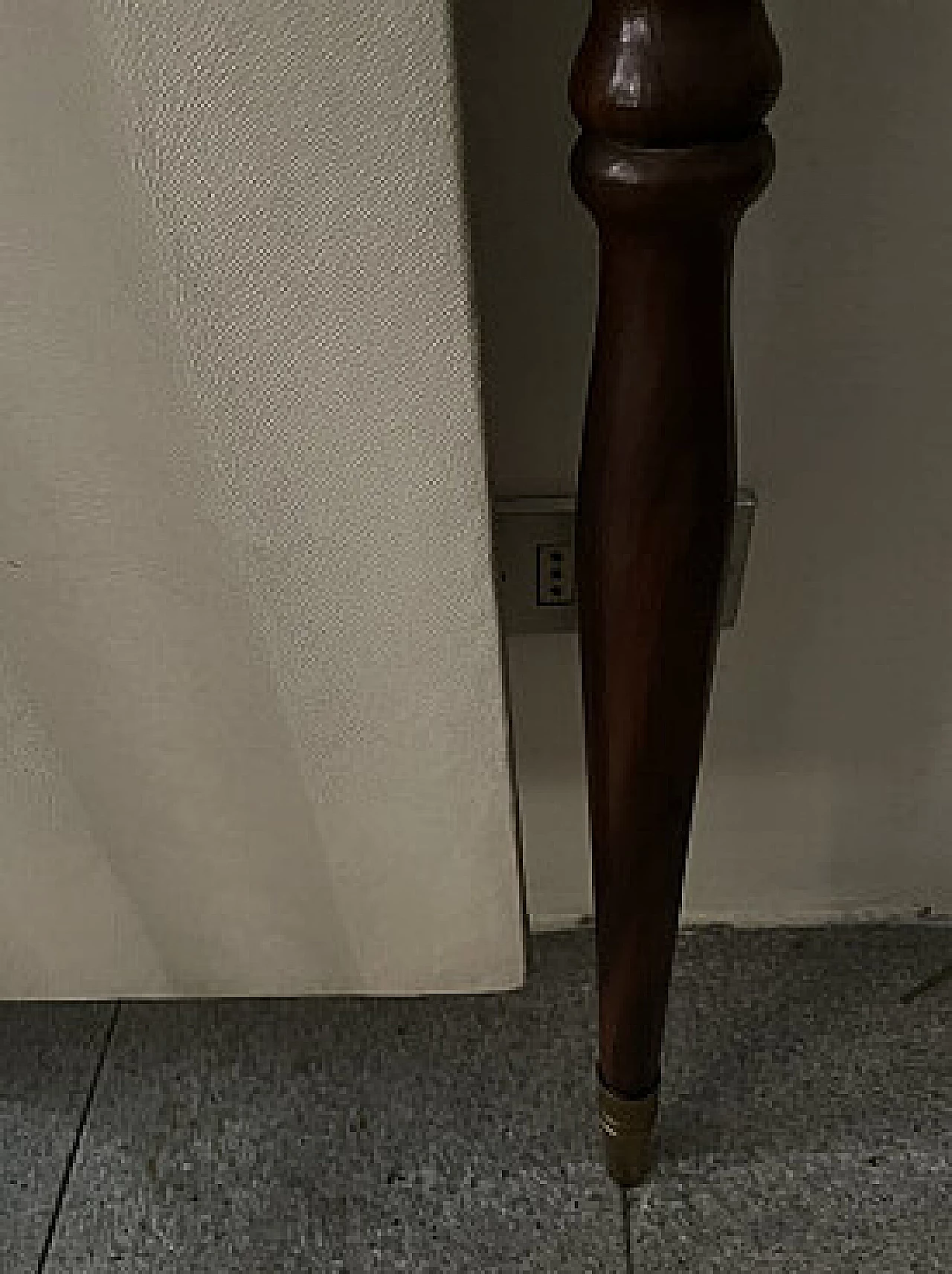 Skai and mahogany coat rack, 1950s 1355435