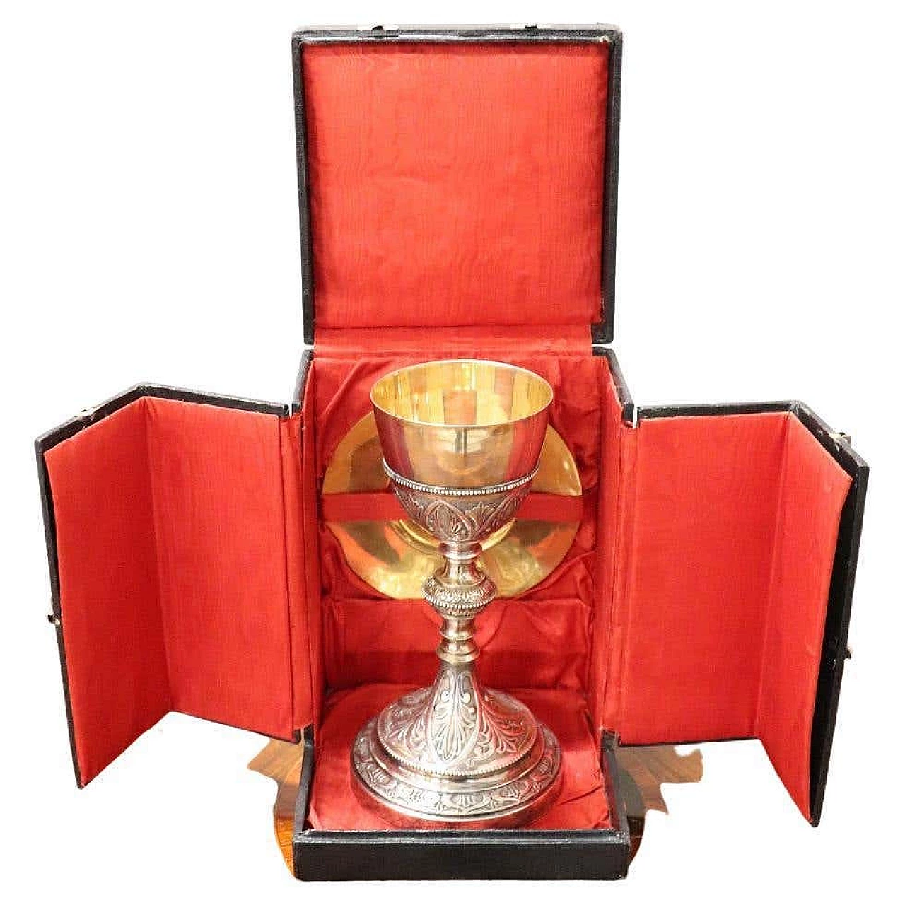 Calice in argento 800 cesellato, anni '30 1356681