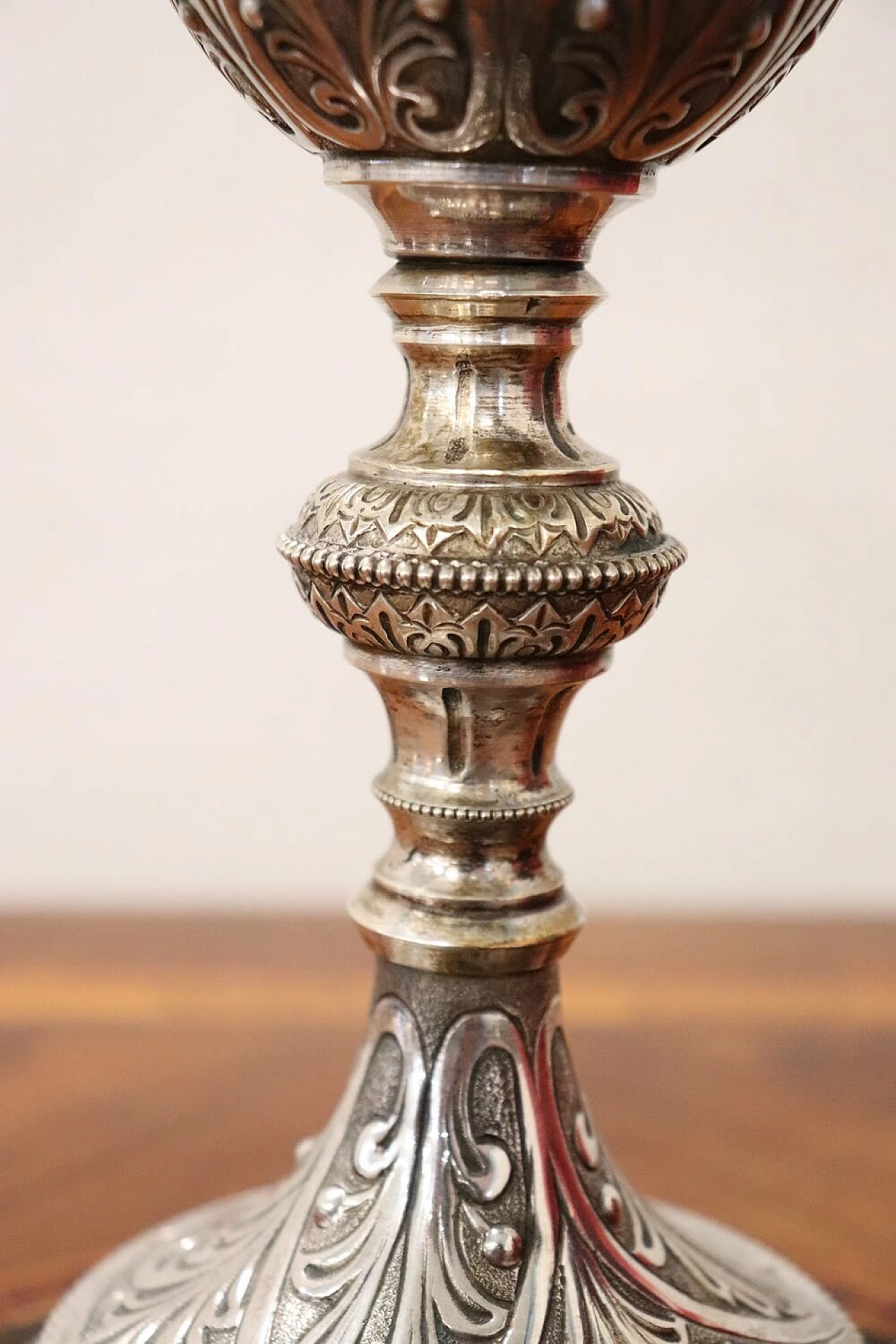 Chiselled 800 silver goblet, 1930s 1356684