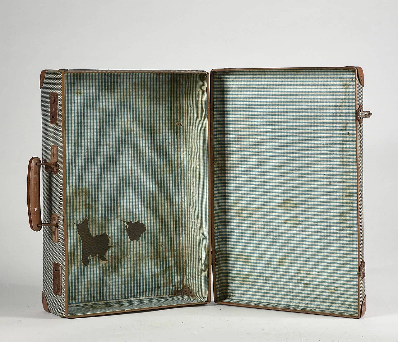 Checkered suitcase in rigid cardboard and leatherette, 50s 1357421