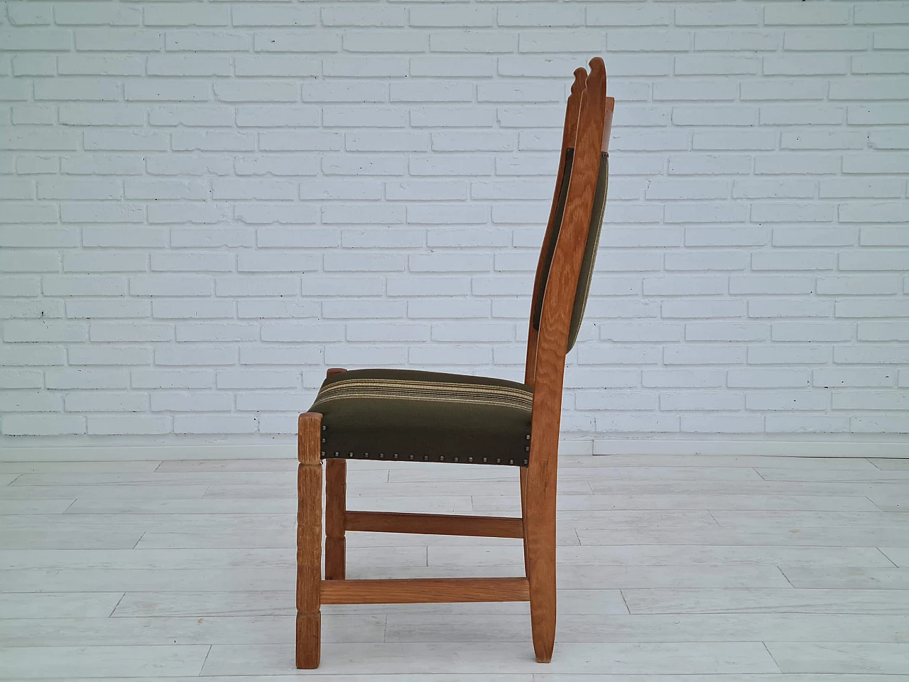 6 Danish high-backed chairs in the style of Henning Kjærnulf, 1960s 1357450