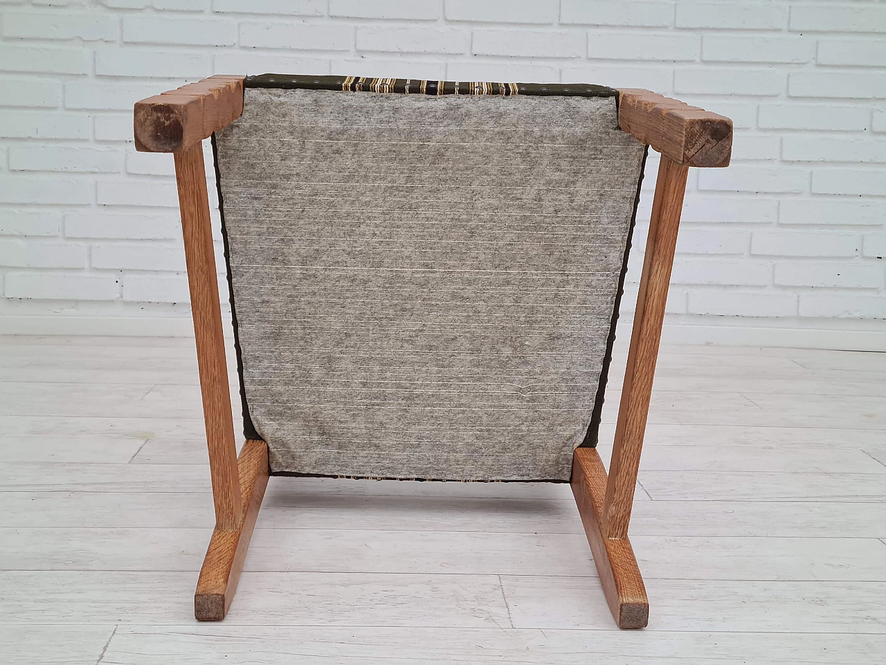 6 Danish high-backed chairs in the style of Henning Kjærnulf, 1960s 1357456