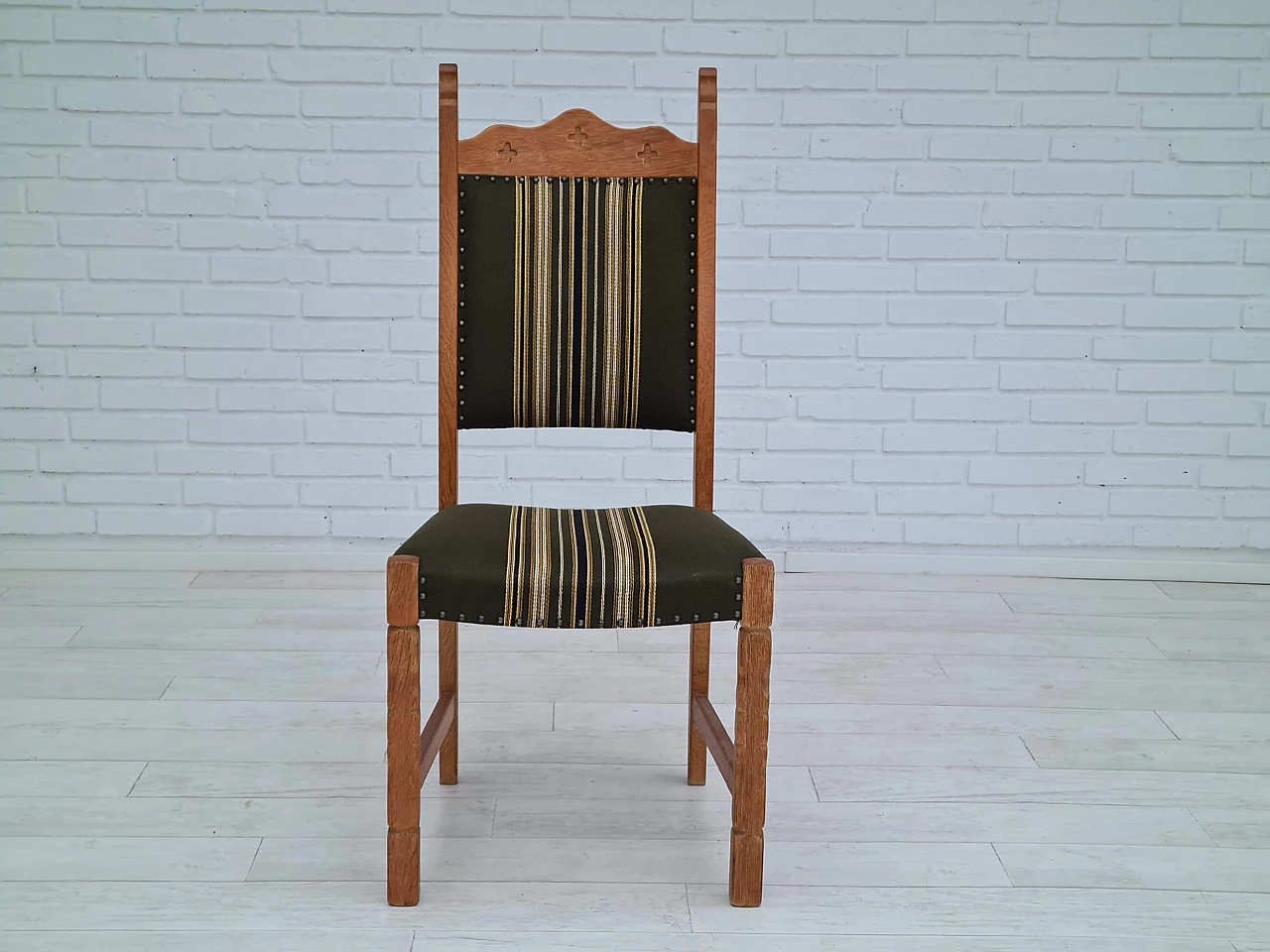 6 Danish high-backed chairs in the style of Henning Kjærnulf, 1960s 1357465