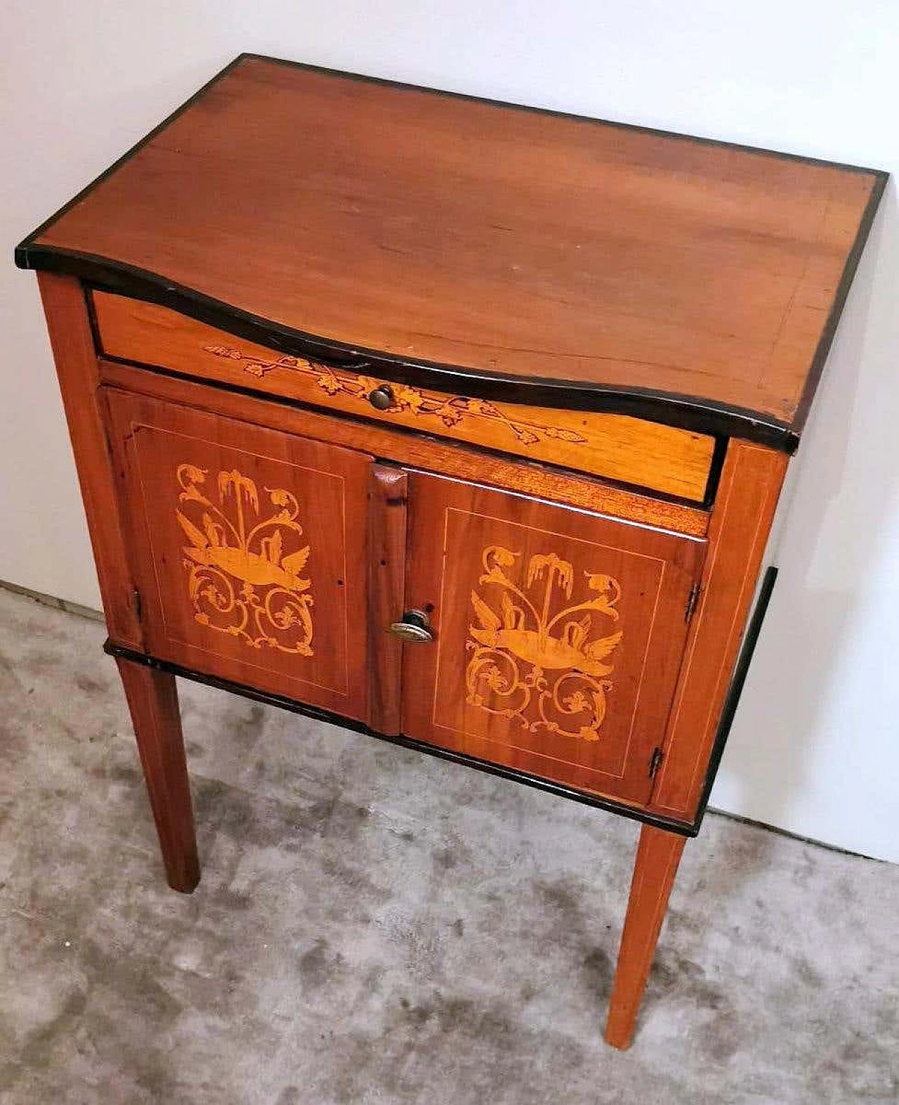 Biedermeier style nightstand in cherry wood with birch inlays, 19th century 1357603