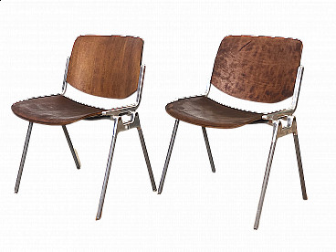 Pair of beech DSC106 chairs by Giancarlo Piretti for Anonima Castelli, 1960s