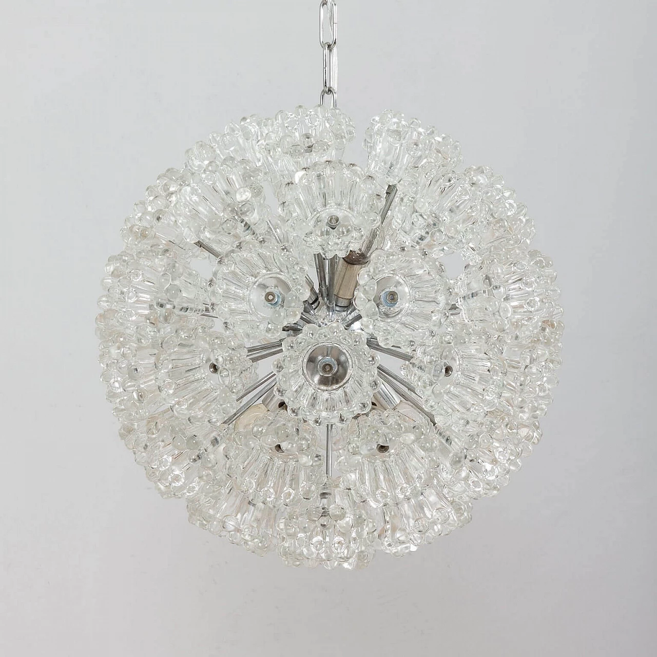 Sputnik chandelier in Venini style with flowers in Murano glass and chromed metal, 70s 1360268