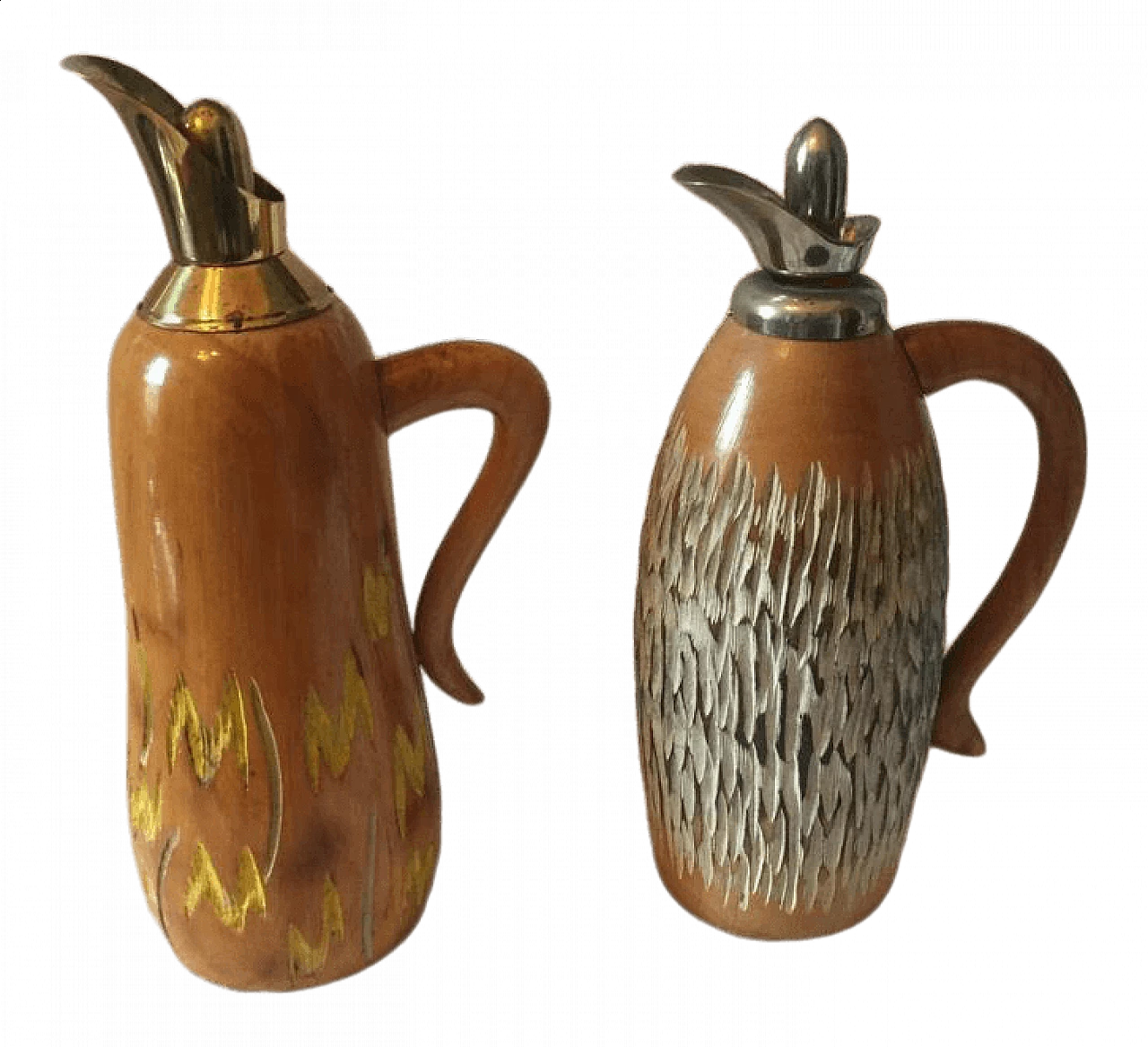 Pair of walnut shaped thermos decanter in wood and chromed metal by Aldo Tura for Macabo, 50s 1360287