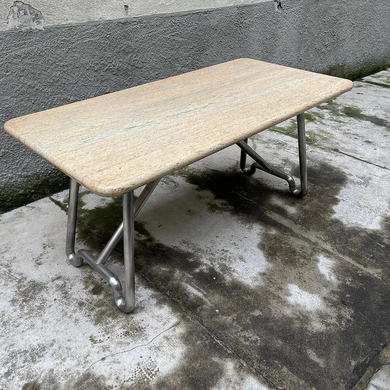 Table in tubular steel and marble, 70s 1360481