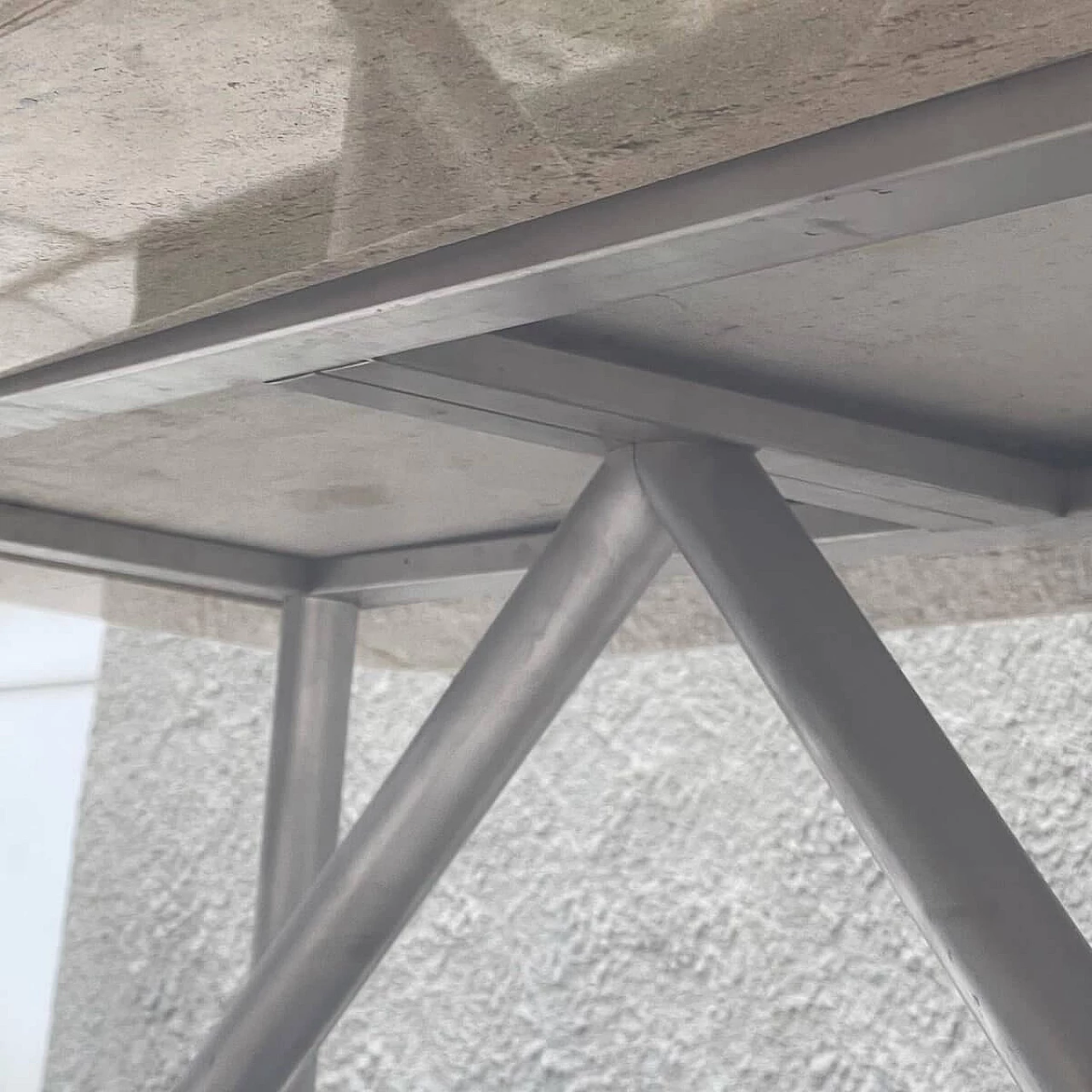 Table in tubular steel and marble, 70s 1360488