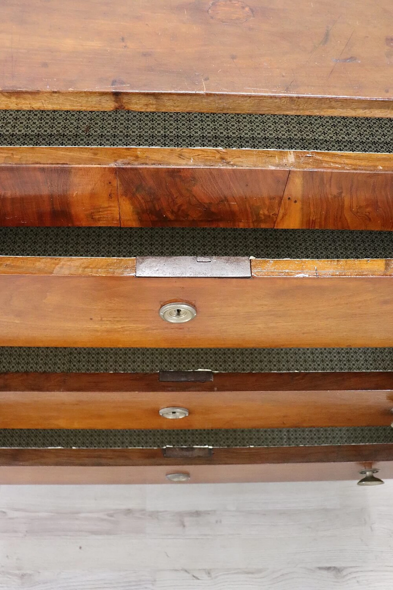 Empire walnut dresser, early 19th century 1361936