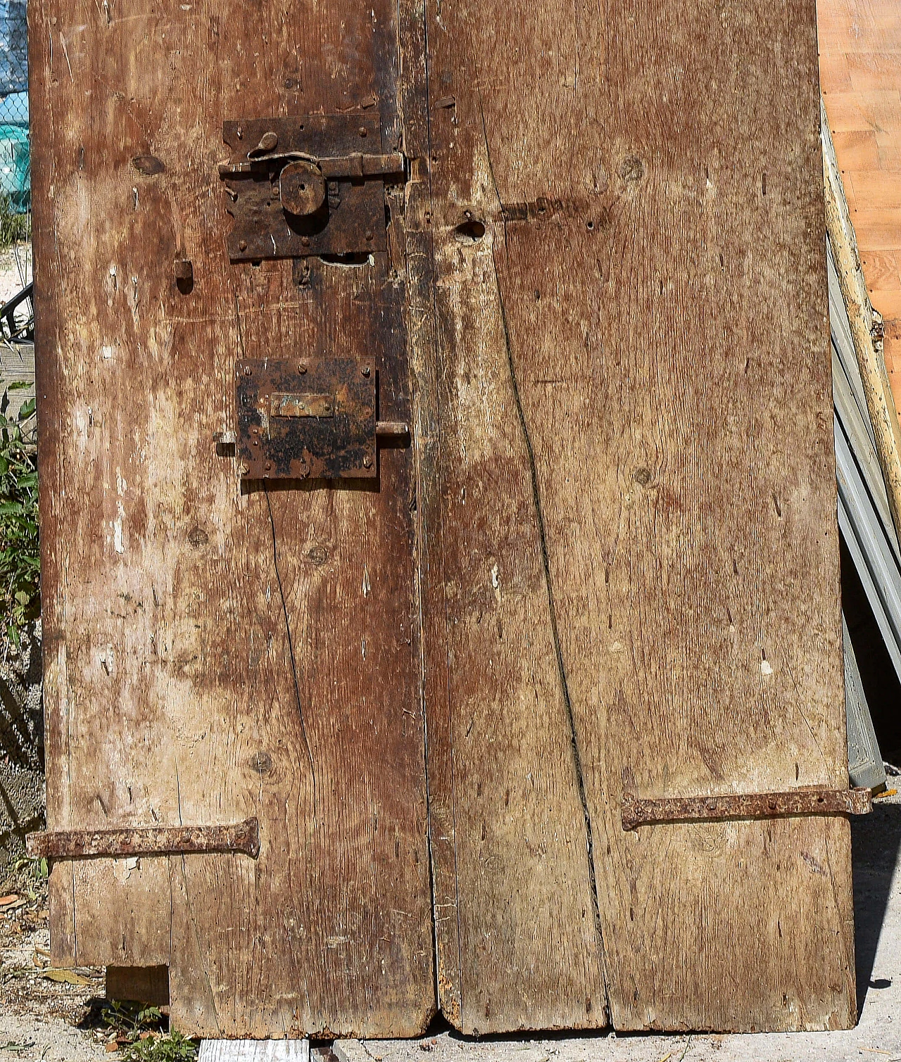 Two leaf door with 4 panels in spruce, 16th century 1363198