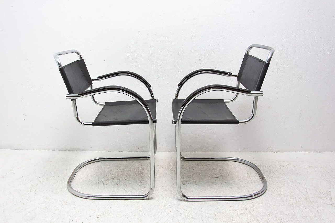 Pair of tubular steel Cantilever armchairs, 1970s 1364046