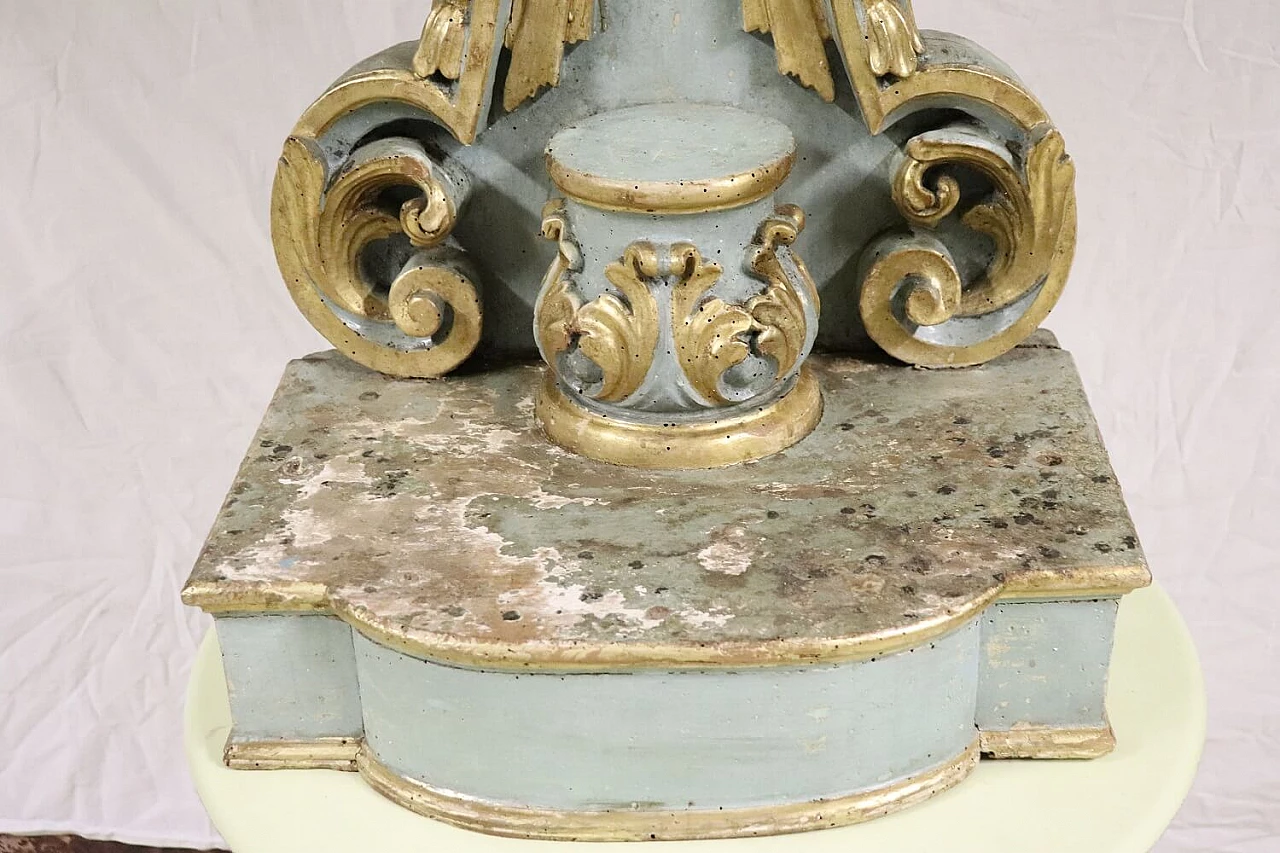 Baroque temple in carved and gilded wood, 17th century 1364609