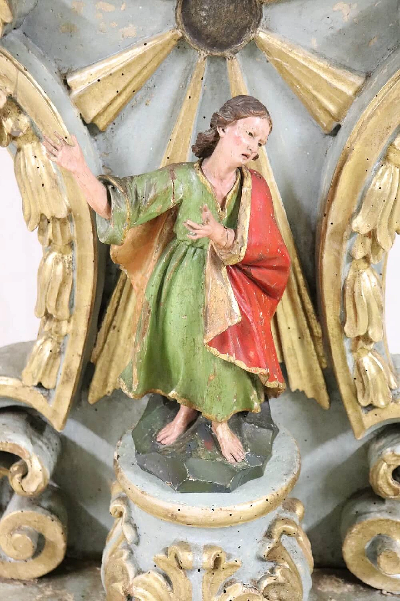 Baroque temple in carved and gilded wood, 17th century 1364621