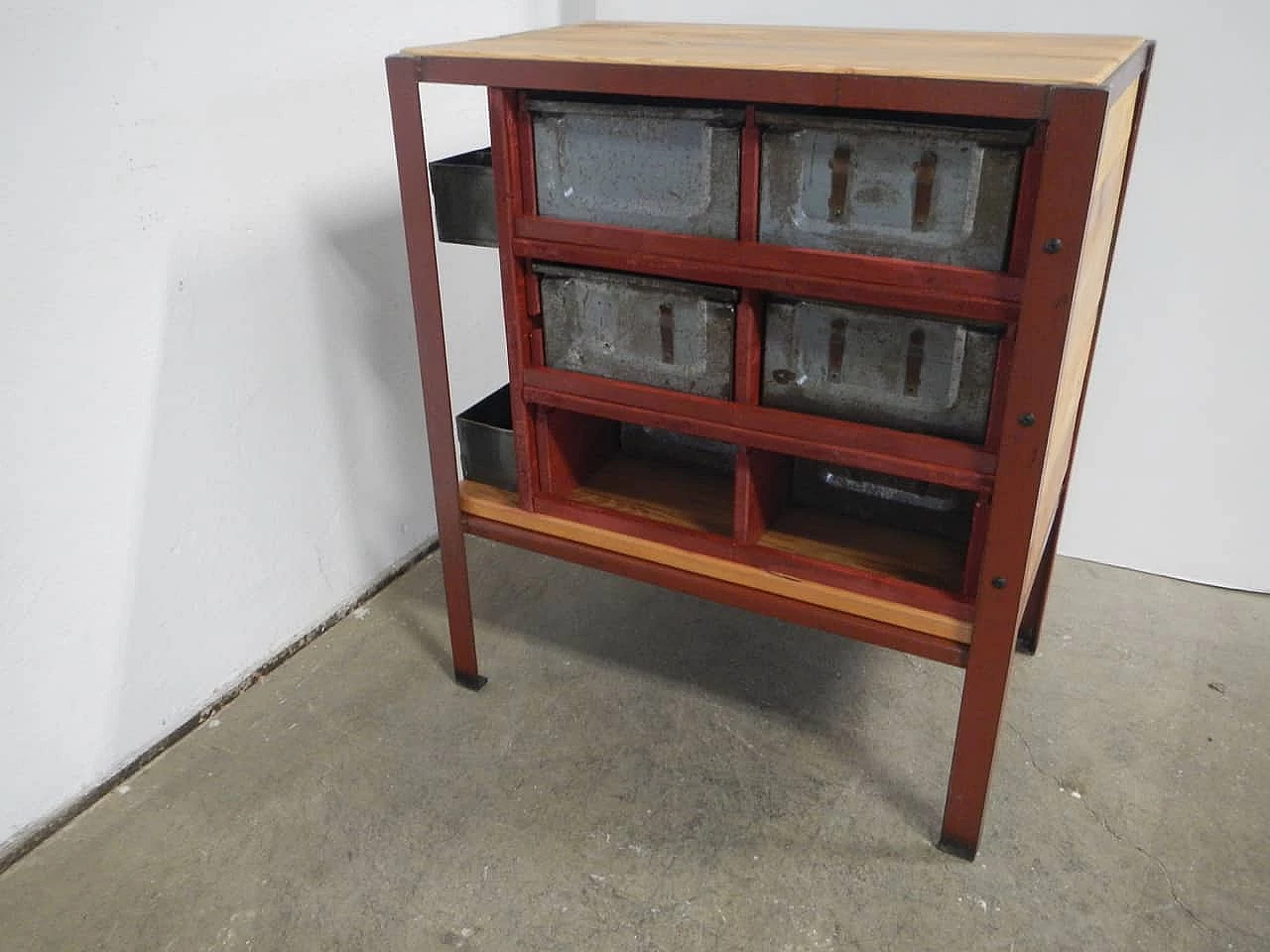 Industrial chest of drawers with metal drawers, 1950s 1365298