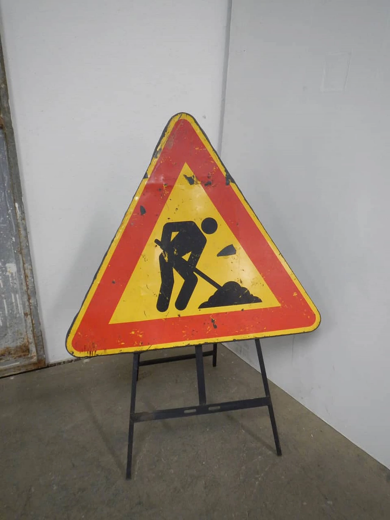 Road sign, 80s 1365350