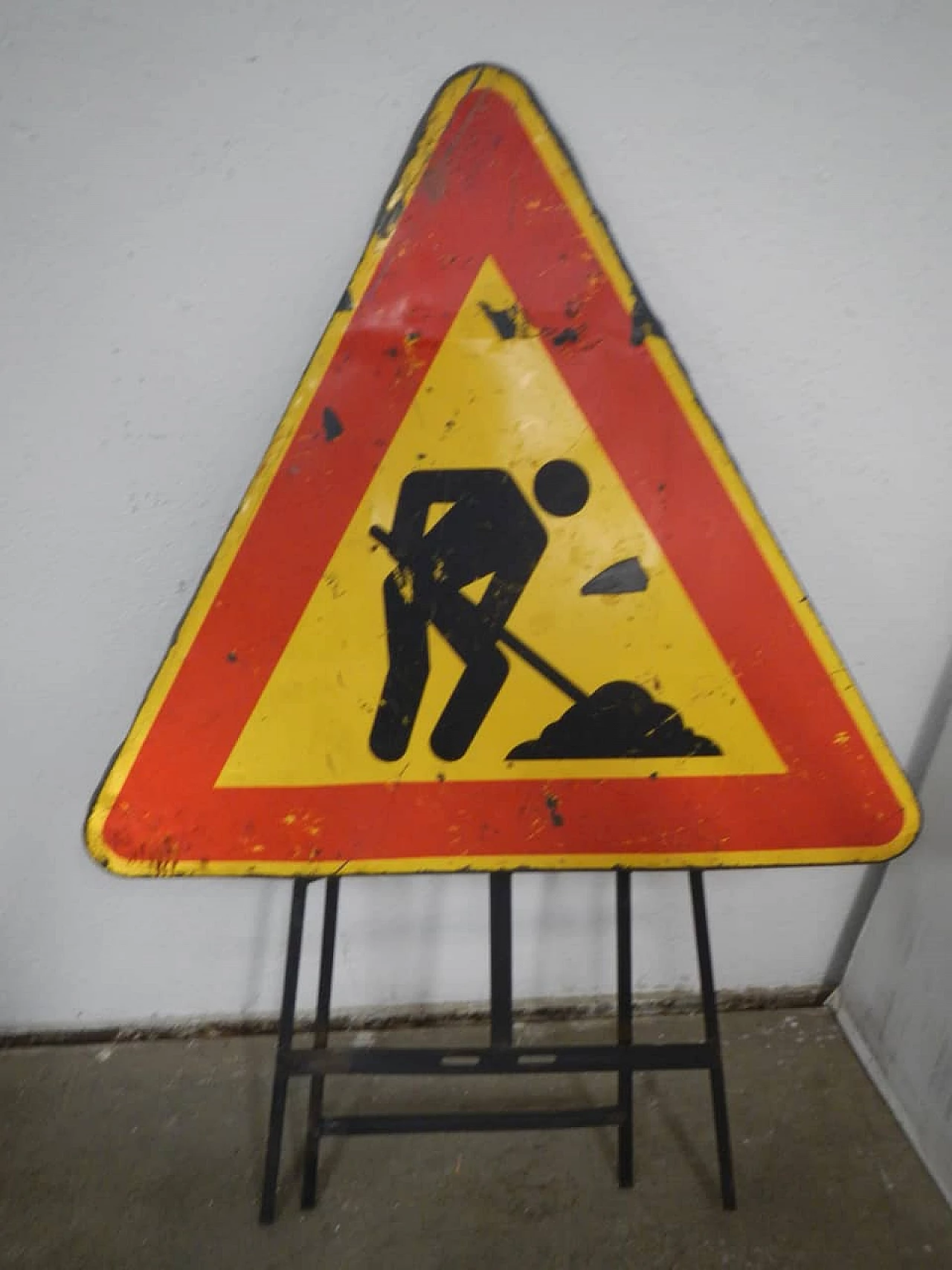 Road sign, 80s 1365351