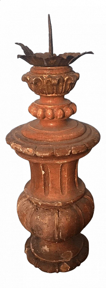 Candelabro in legno decapato arancione e oro, del '900
