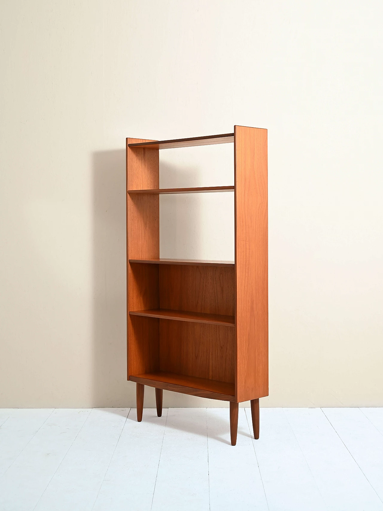 Libreria sottile in teak, anni '60 1365874
