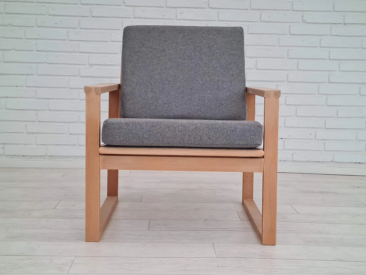 Danish beech armchair with wool cover, 1970s 1366361