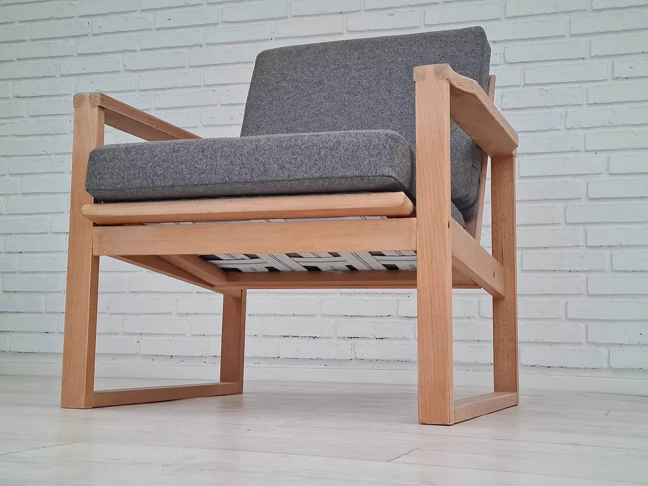 Danish beech armchair with wool cover, 1970s 1366363