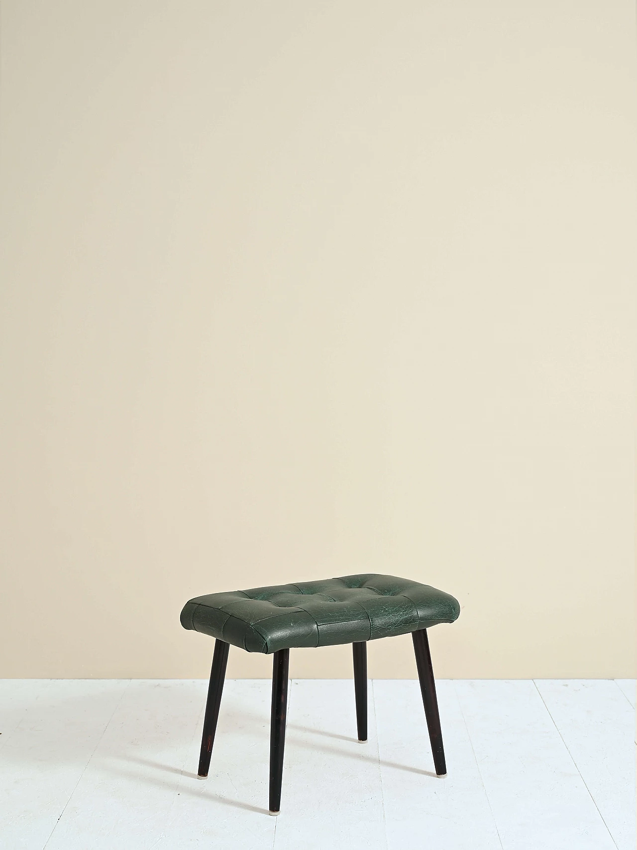 Wooden and green leather pouf, 1950s 1366868