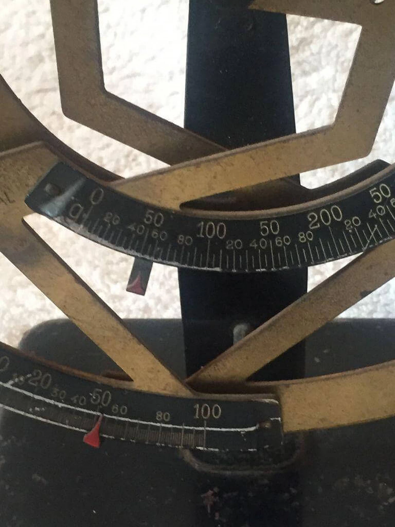 Bilancia postale bilaterale per pesare la corrispondenza, anni '20 1367038