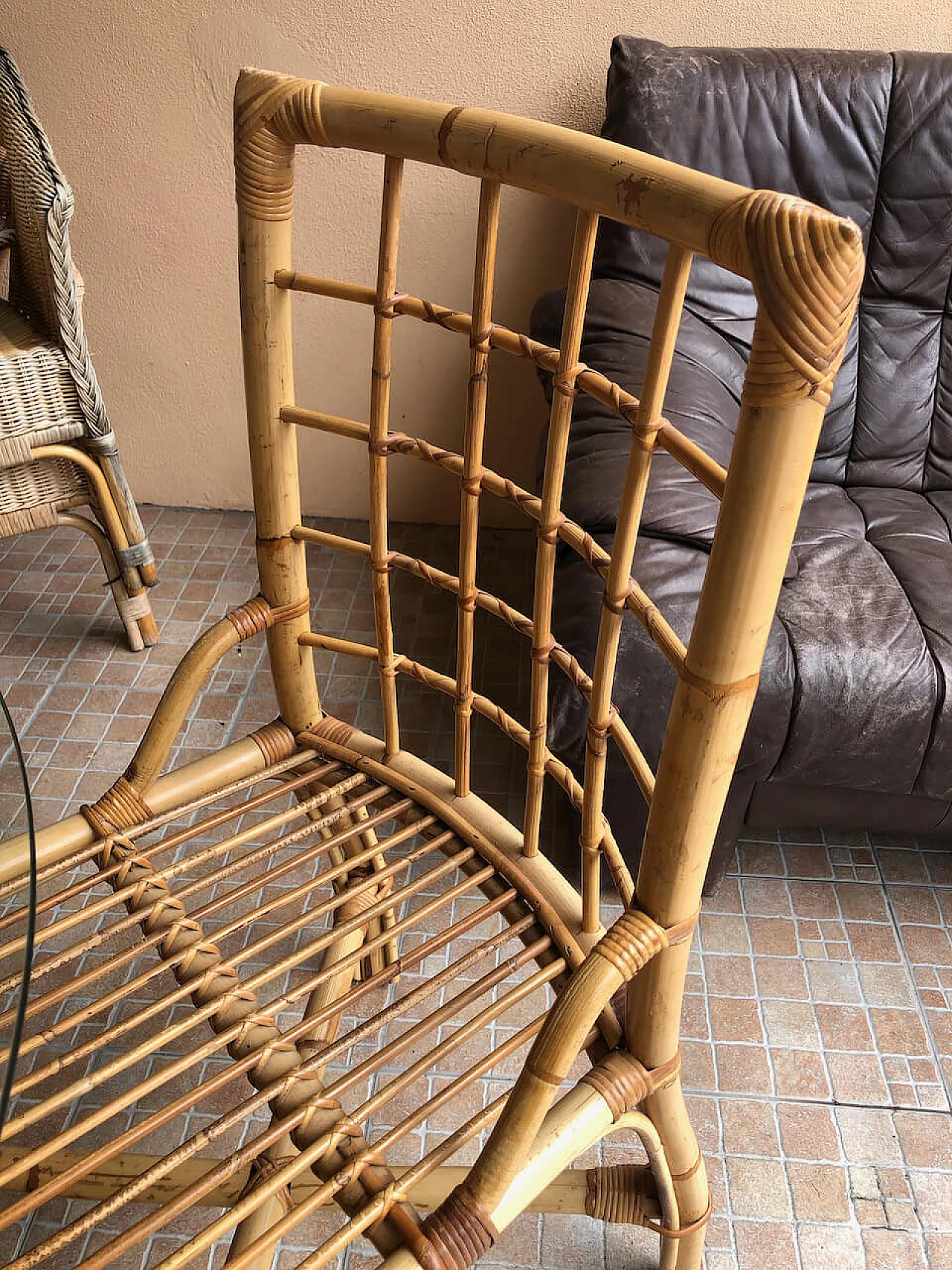 Tavolo in vetro e bambù con 4 sedie in stile Bonacina, anni '60 1367100