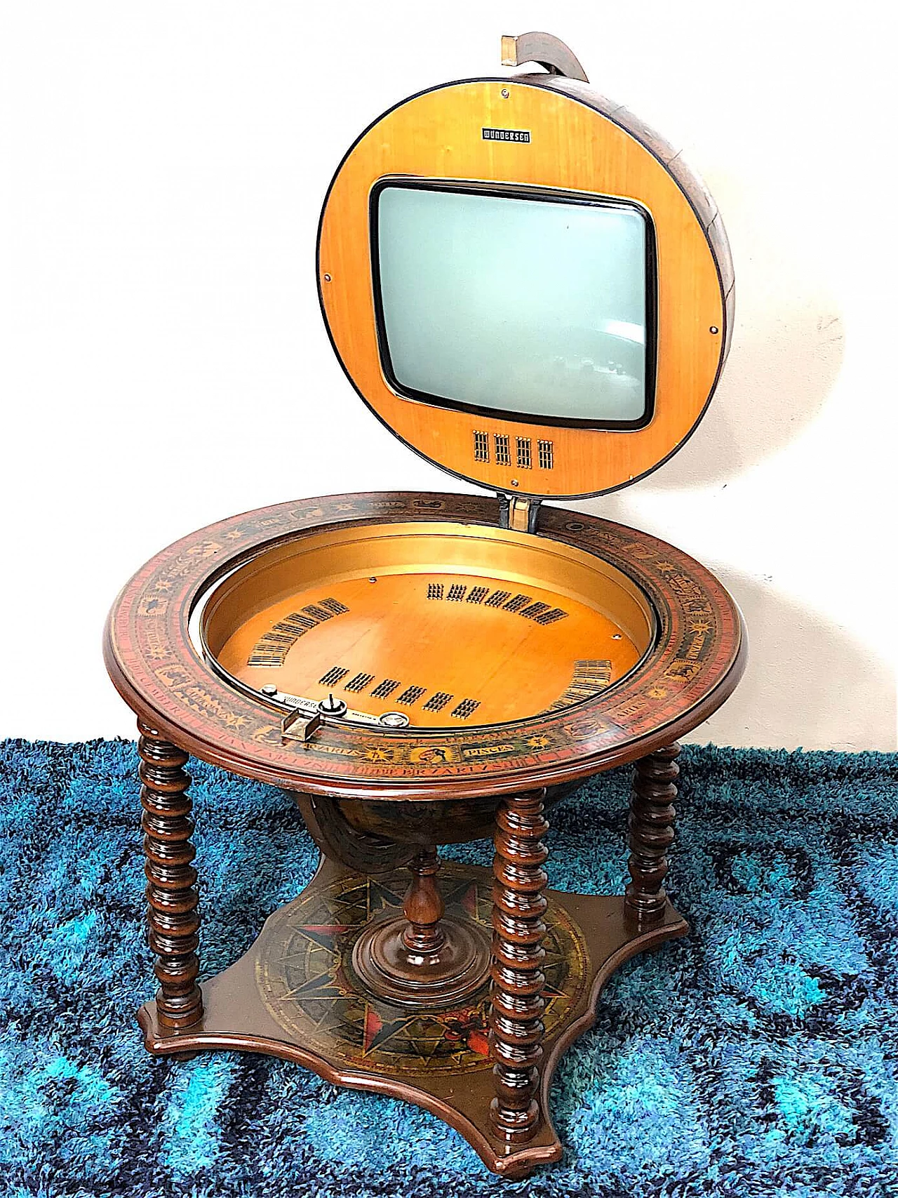 Wundersen globe-shaped television set, 1967 1367108