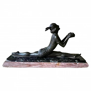 Statuetta in stile art noveau raffigurante giovane ballerina in bronzo con base in marmo, anni '20