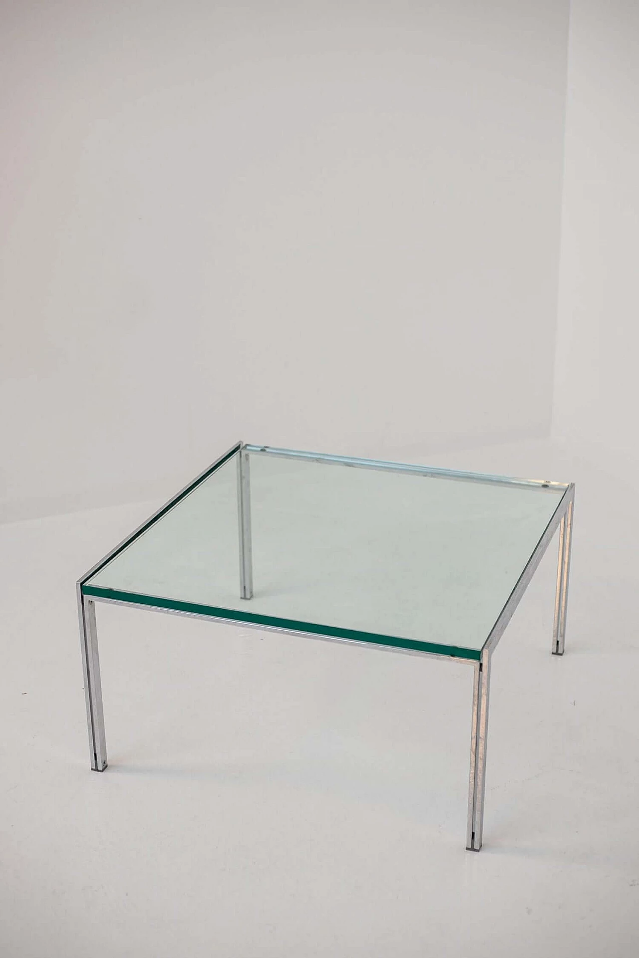 Tavolino Luar in acciaio con piano in vetro spesso di Ross Littell per ICF, anni '70 1367494