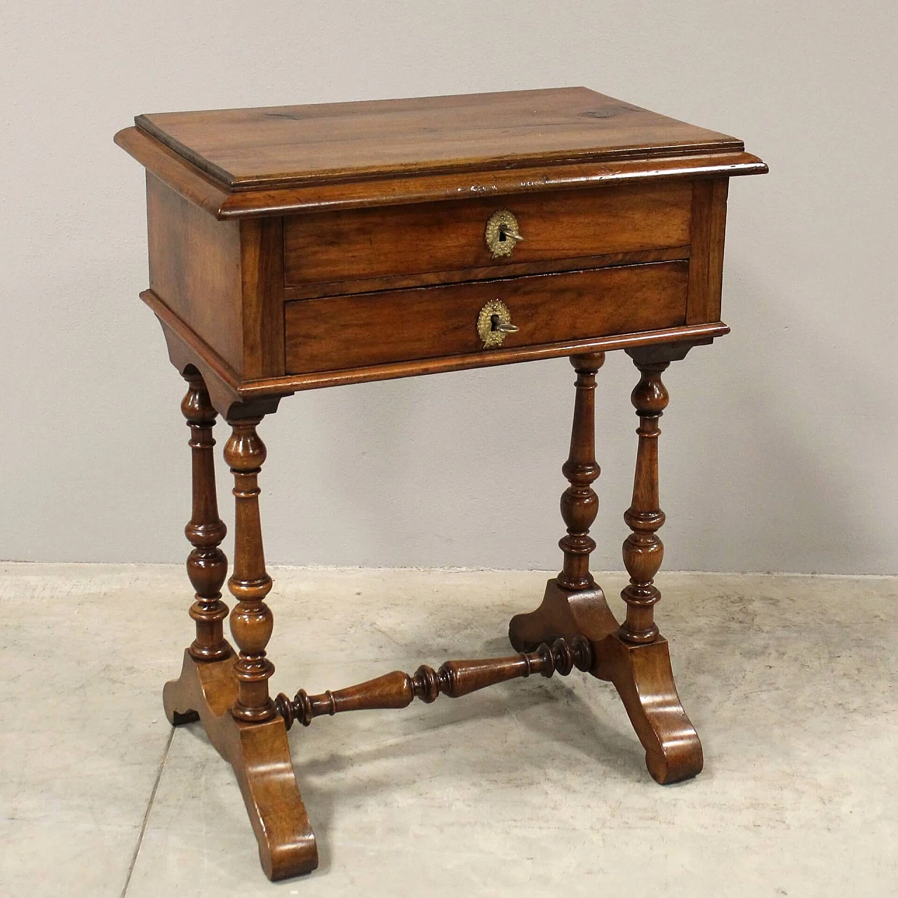 Louis Philippe coffee table with drawers in solid walnut, 19th century 1367677
