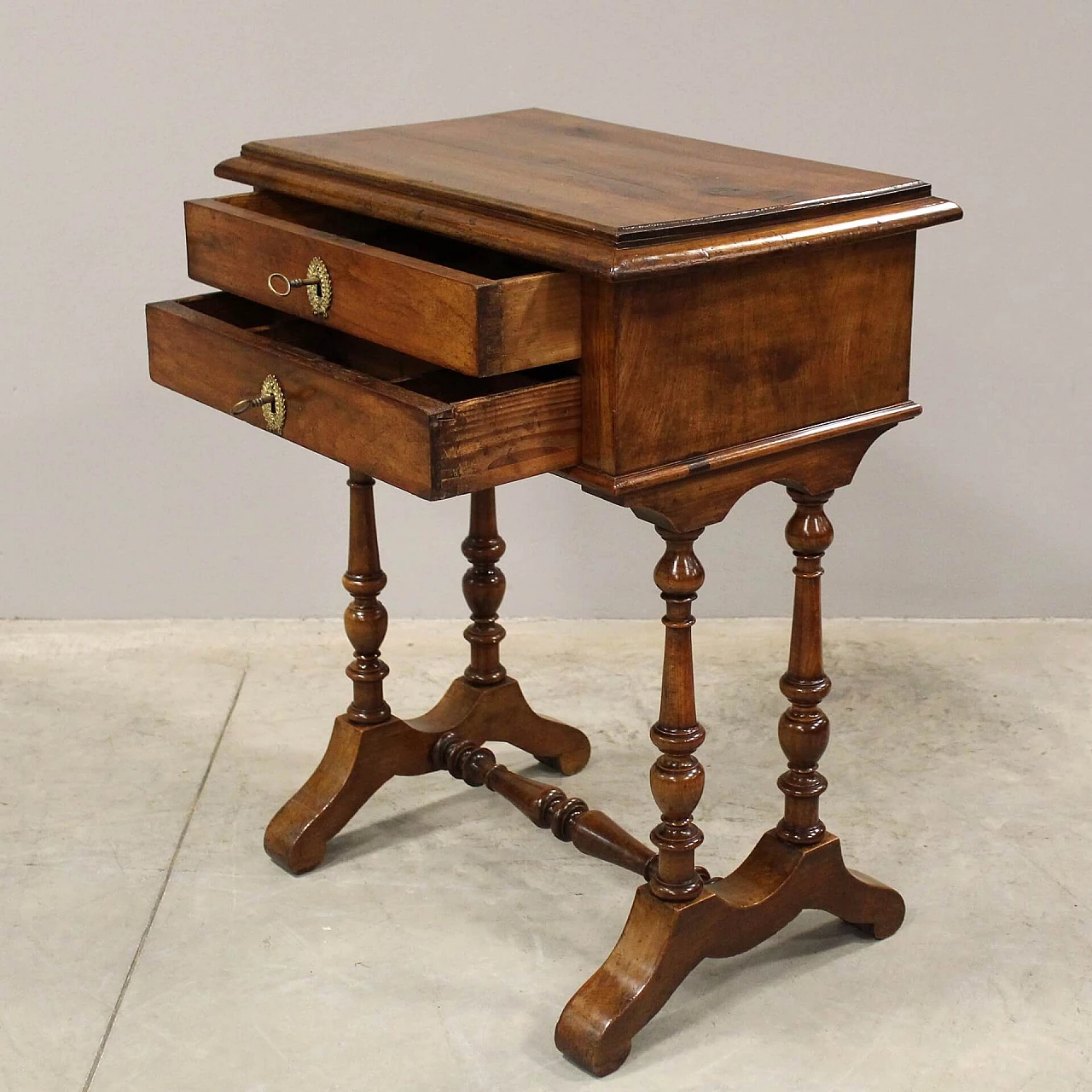 Louis Philippe coffee table with drawers in solid walnut, 19th century 1367682