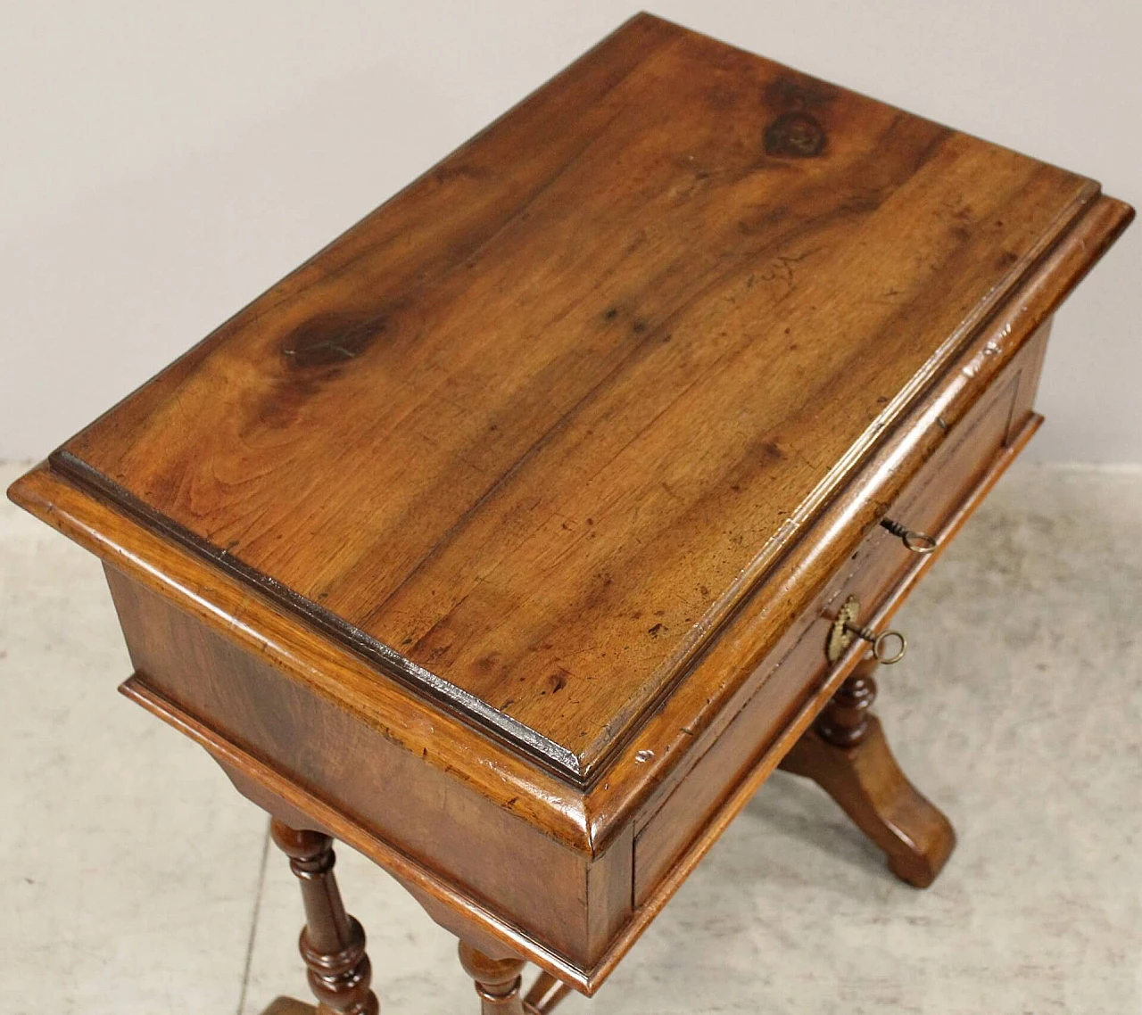 Louis Philippe coffee table with drawers in solid walnut, 19th century 1367684