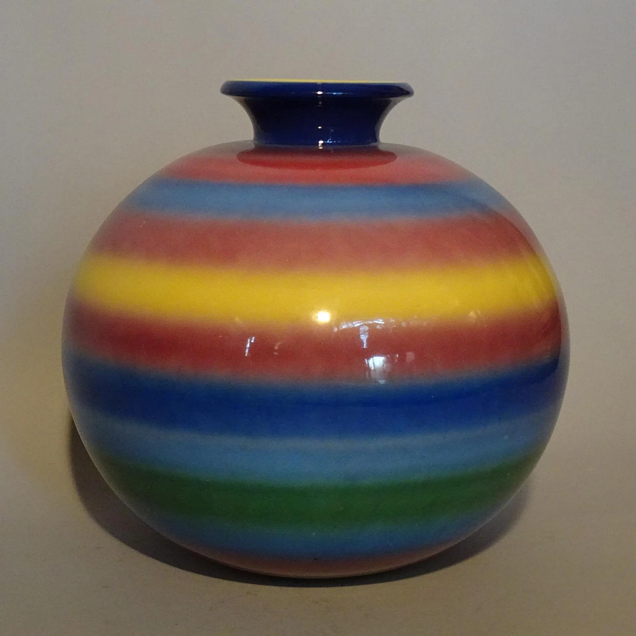 Vaso in ceramica arcobaleno di Andrea Galvani, anni '30 1367772