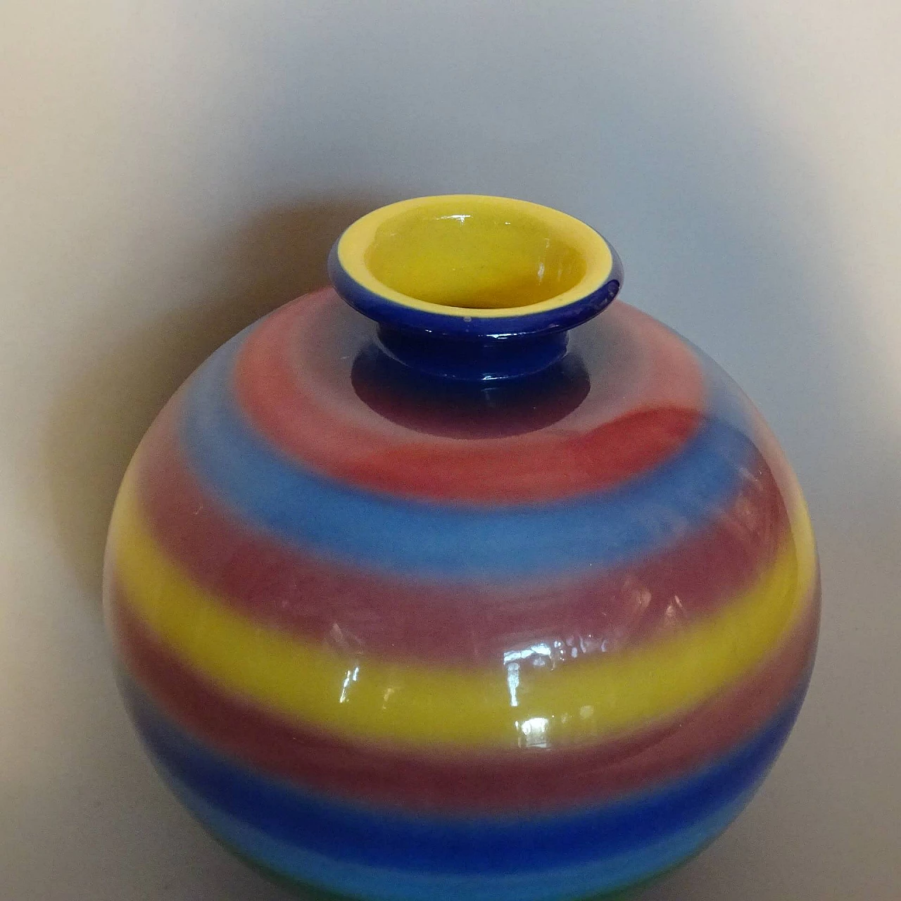 Vaso in ceramica arcobaleno di Andrea Galvani, anni '30 1367776
