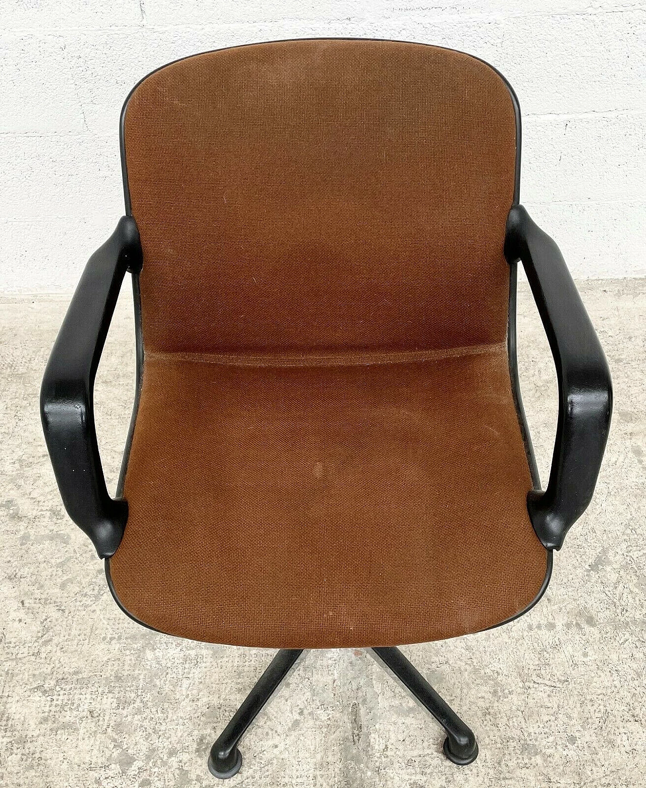 Office swivel armchair by Charles Pollock for Comforto, 1970s 1368605