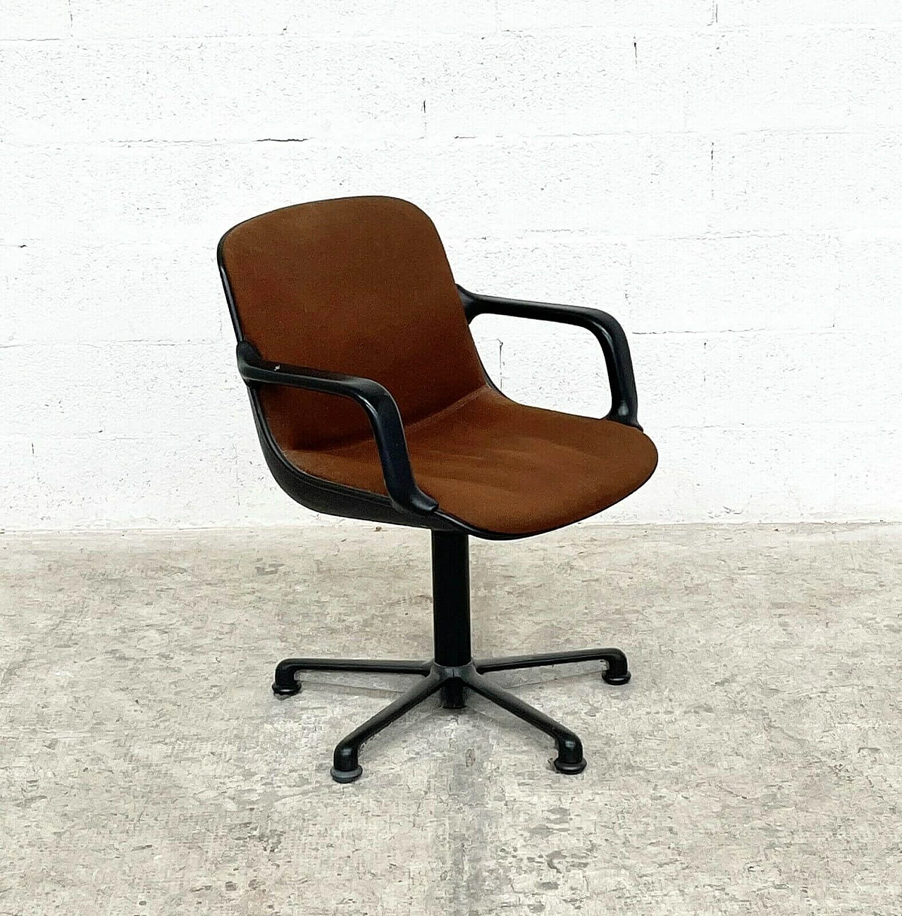 Office swivel armchair by Charles Pollock for Comforto, 1970s 1368607