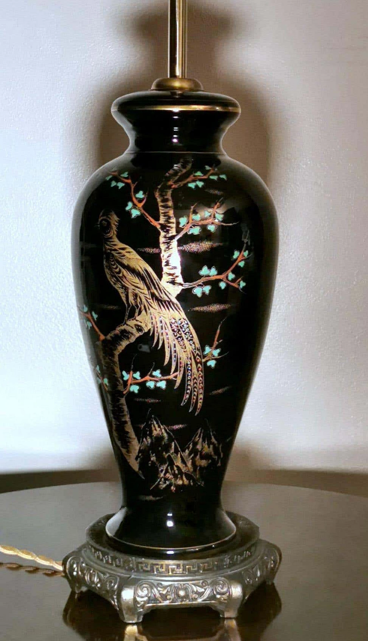Lampada da tavolo in porcellana di Parigi decorata a mano e metallo, anni '20 1369185
