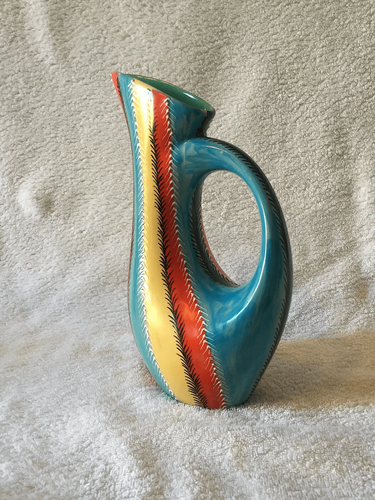 Caraffa in maiolica policroma di Deruta, anni '40 1369276