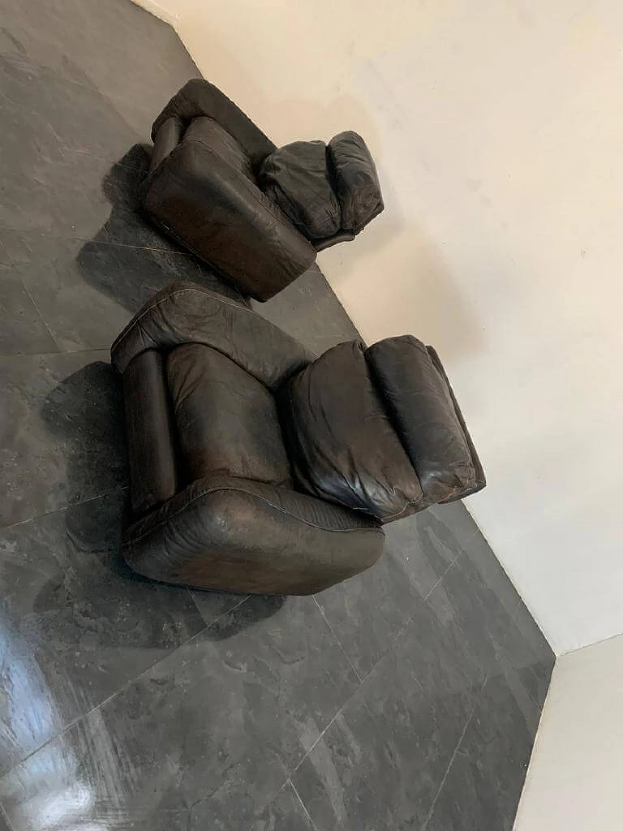 Pair of leather armchairs by Arrigo Arrigoni for Busnelli, 80s 1369446